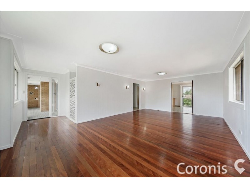 26 Lorinya Street, Mansfield QLD 4122