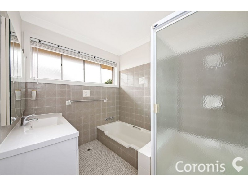 26 Lorinya Street, Mansfield QLD 4122