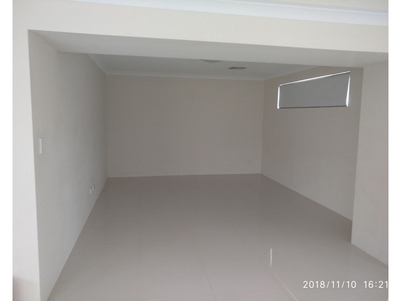 1/124 Tribute Street East, Riverton WA 6148