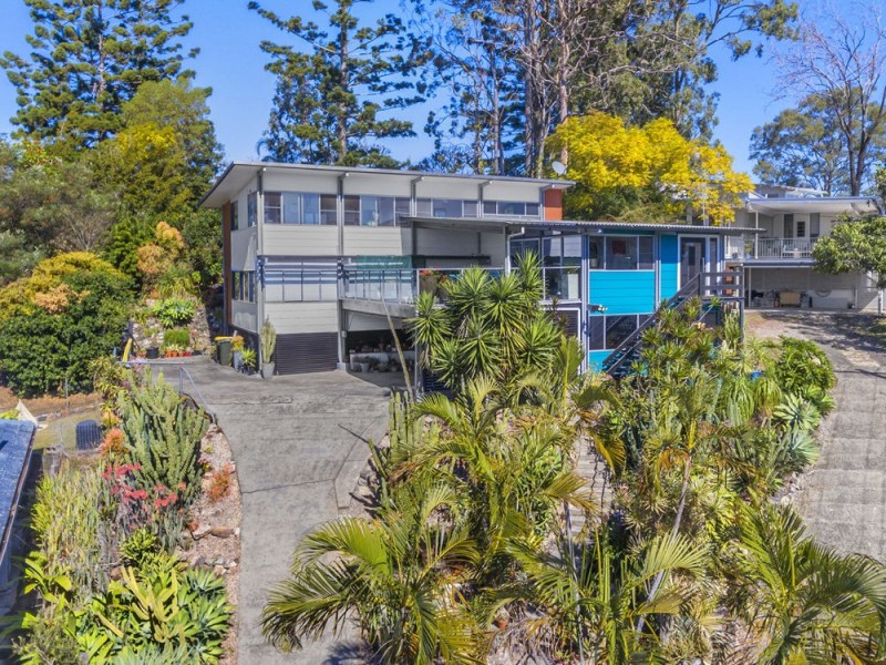 8 Koolewong Street, Stafford Heights QLD 4053