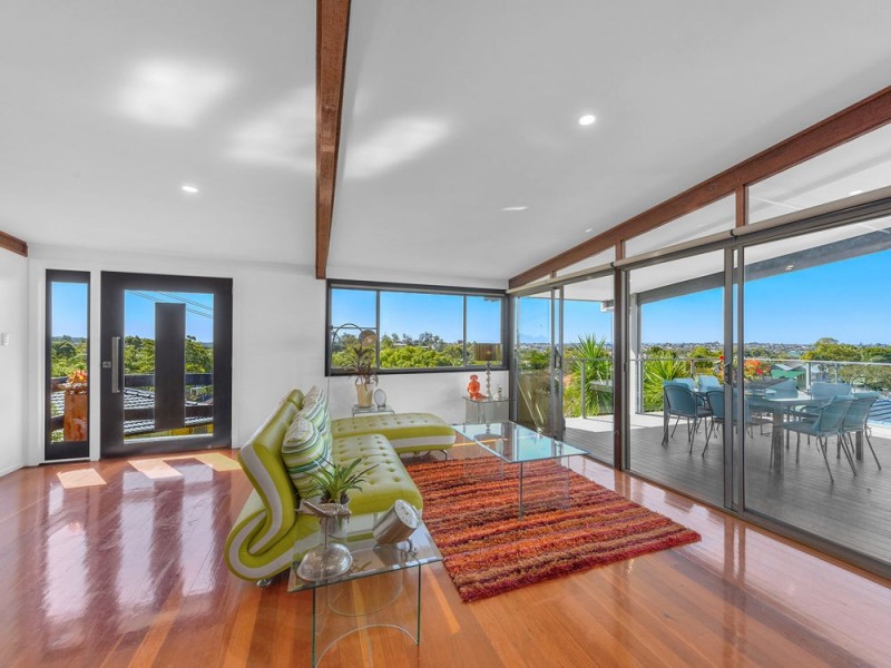 8 Koolewong Street, Stafford Heights QLD 4053