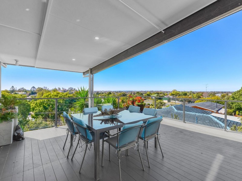 8 Koolewong Street, Stafford Heights QLD 4053