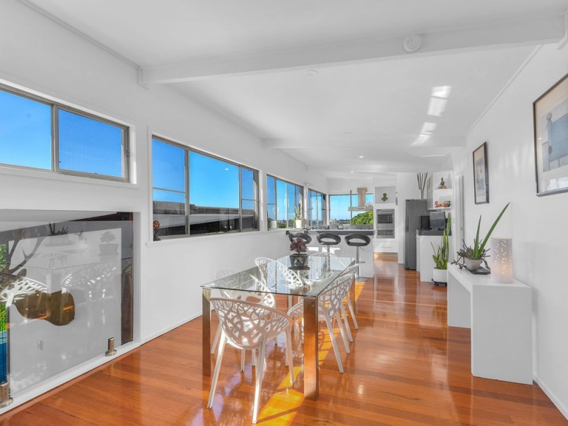 8 Koolewong Street, Stafford Heights QLD 4053