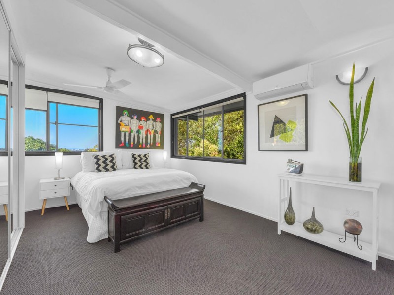 8 Koolewong Street, Stafford Heights QLD 4053