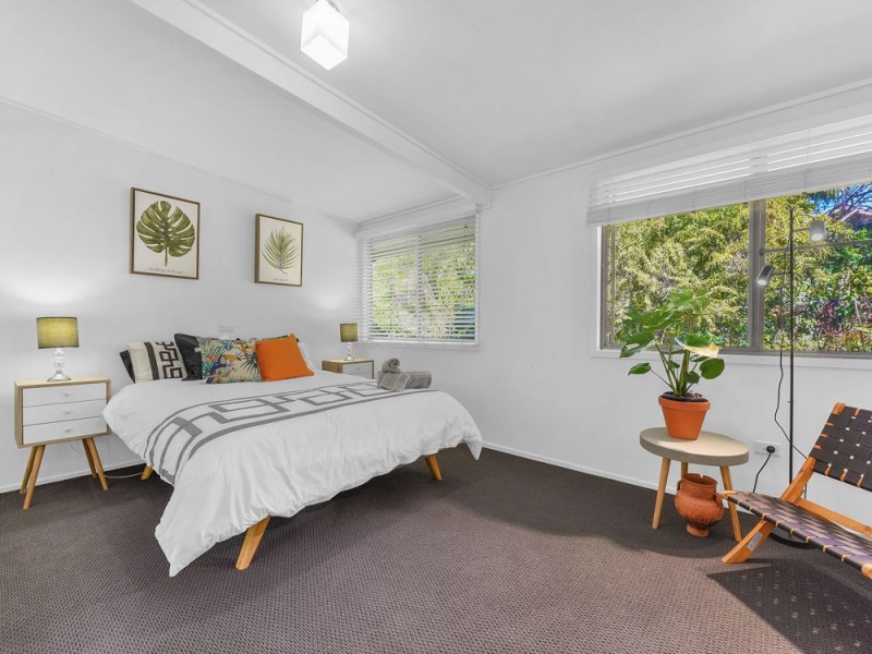 8 Koolewong Street, Stafford Heights QLD 4053