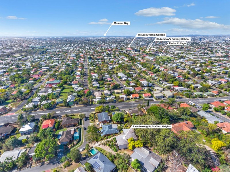 8 Koolewong Street, Stafford Heights QLD 4053