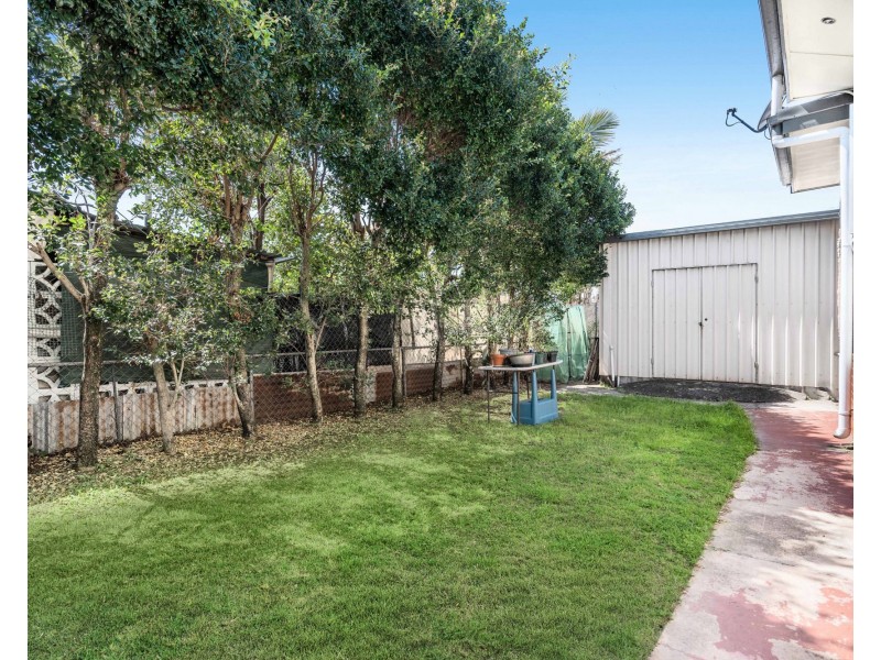 329 Preston Road, Wynnum West QLD 4178