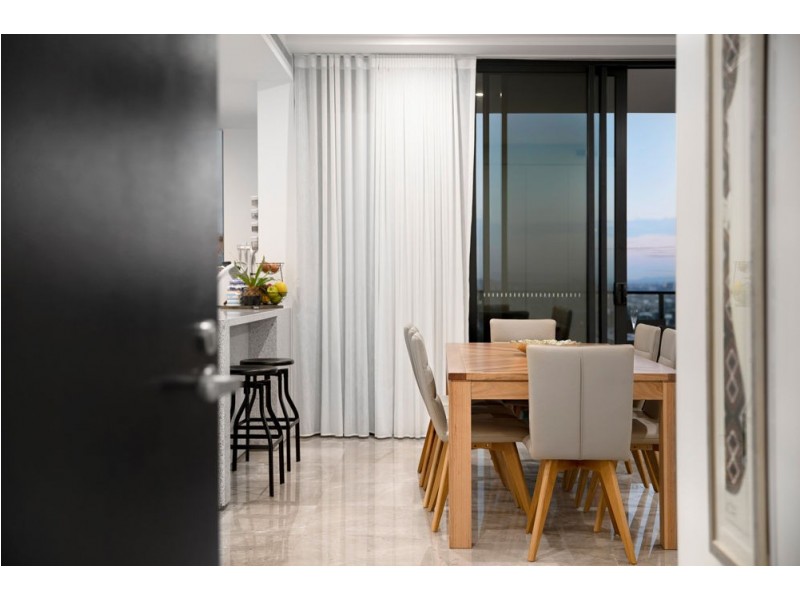 11801/7 Wharf Street, Hamilton QLD 4007