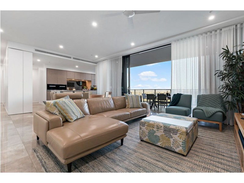 11801/7 Wharf Street, Hamilton QLD 4007