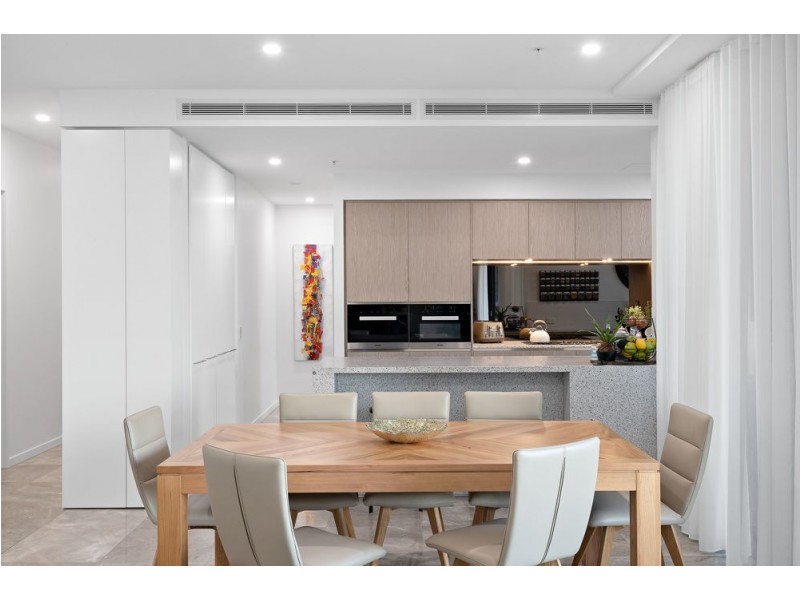 11801/7 Wharf Street, Hamilton QLD 4007