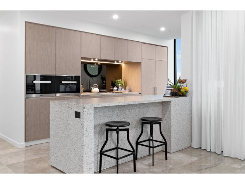 11801/7 Wharf Street, Hamilton QLD 4007