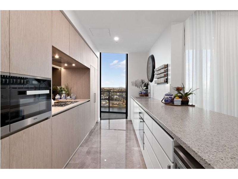 11801/7 Wharf Street, Hamilton QLD 4007