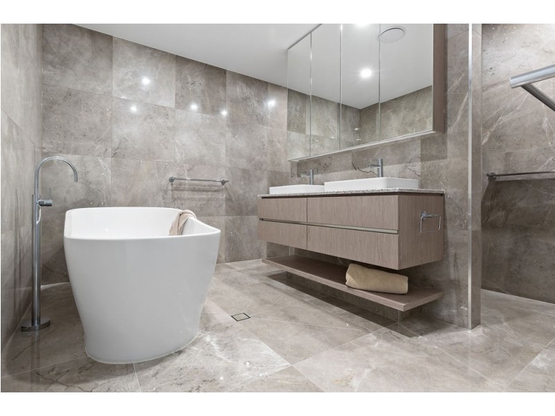 11801/7 Wharf Street, Hamilton QLD 4007