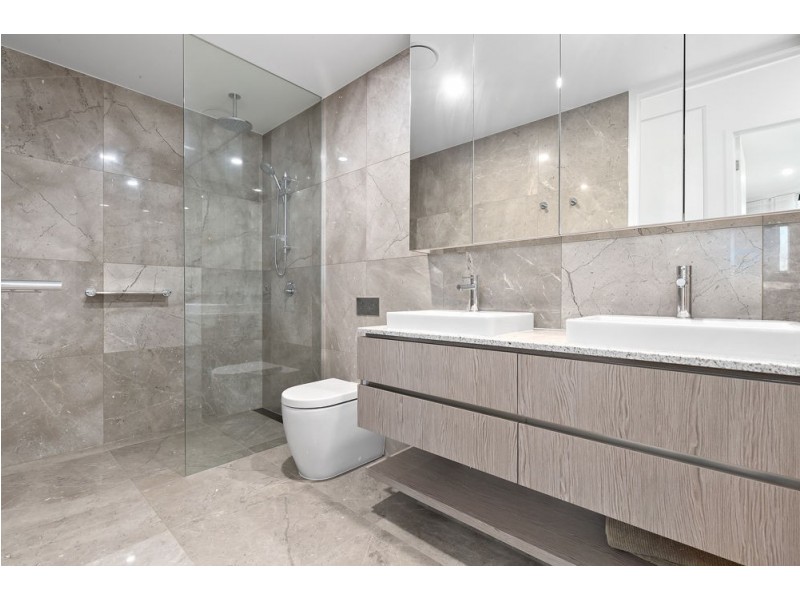 11801/7 Wharf Street, Hamilton QLD 4007