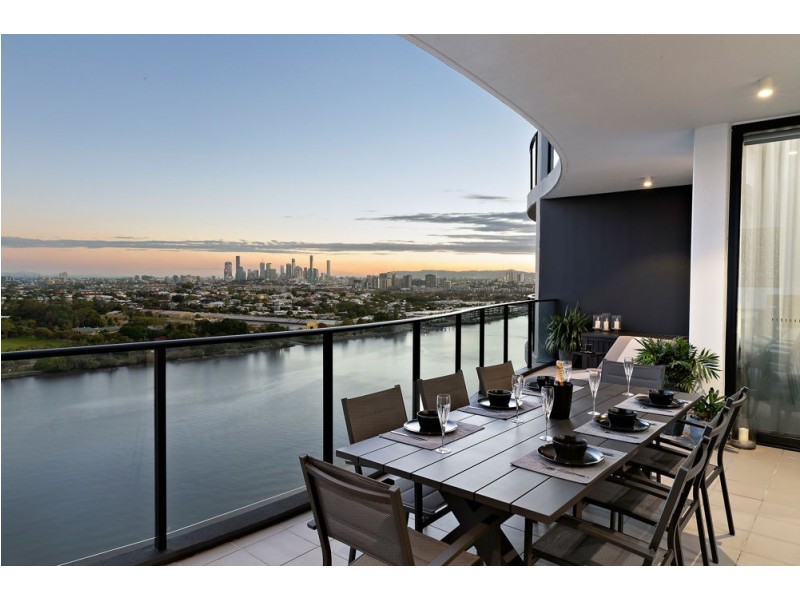 11801/7 Wharf Street, Hamilton QLD 4007