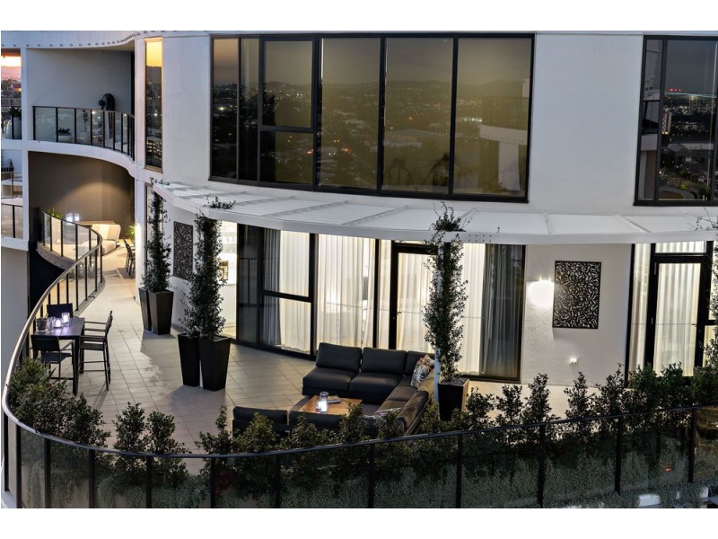 11801/7 Wharf Street, Hamilton QLD 4007