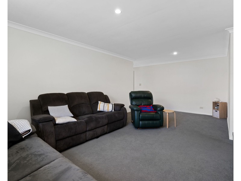 24 Camille Crescent, Wynnum West QLD 4178