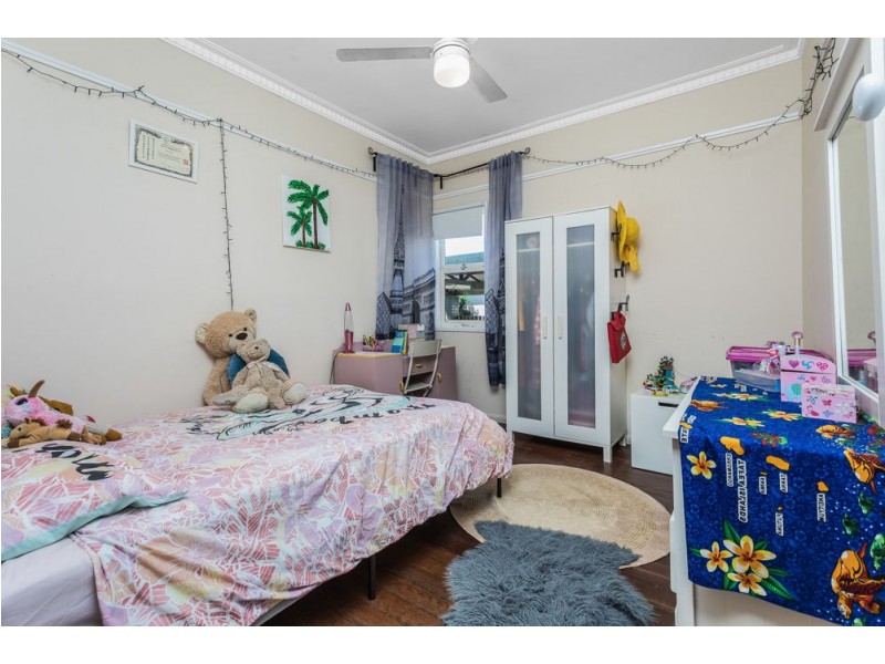 19 Roma Street, Scarborough QLD 4020