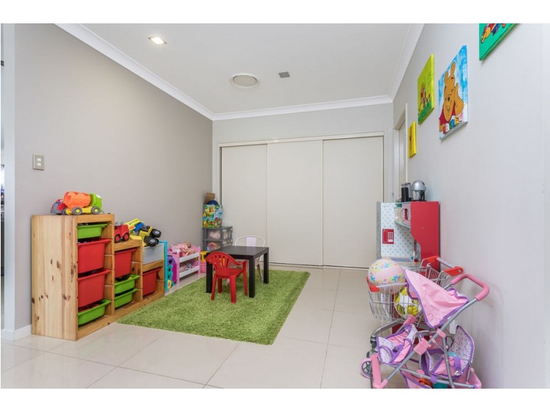 4 Ginger Crescent, Griffin QLD 4503