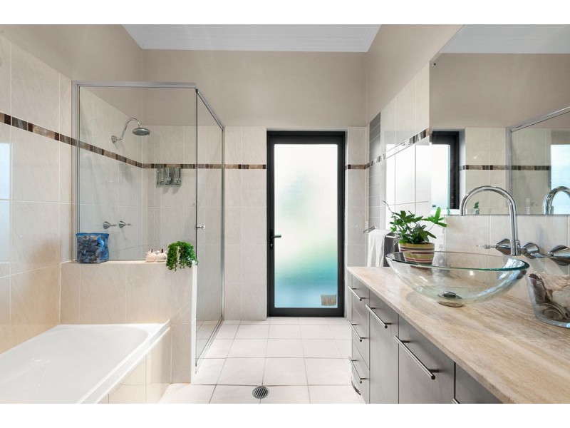 30 Bluewing Boulevard, Banks Pocket QLD 4570