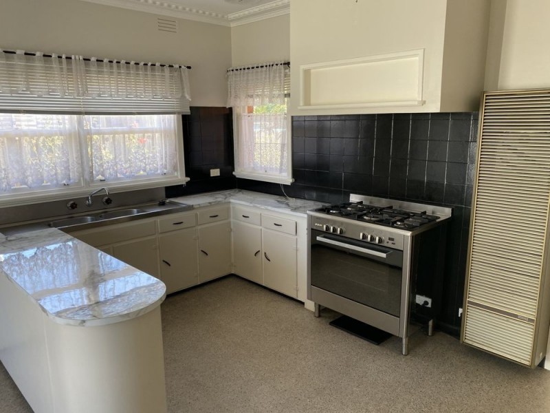 2 Mcghee Street, Sale VIC 3850