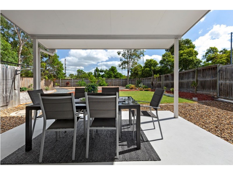 16 Grandis Close, Wakerley QLD 4154