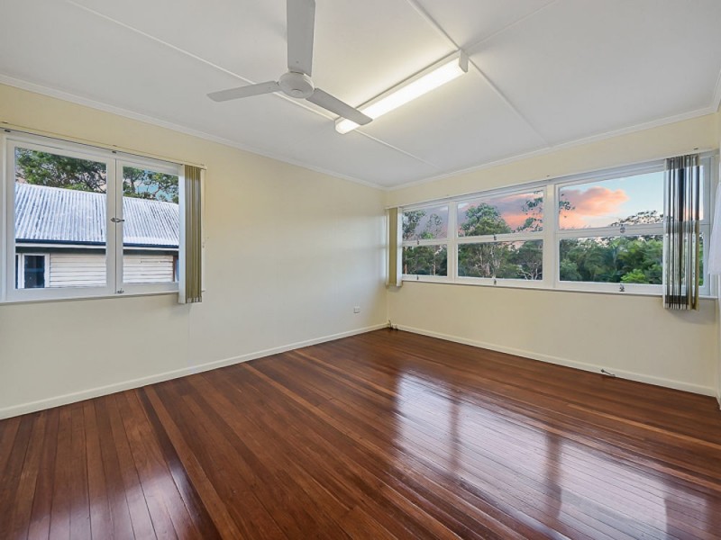 8 Crofton Street, Geebung QLD 4034