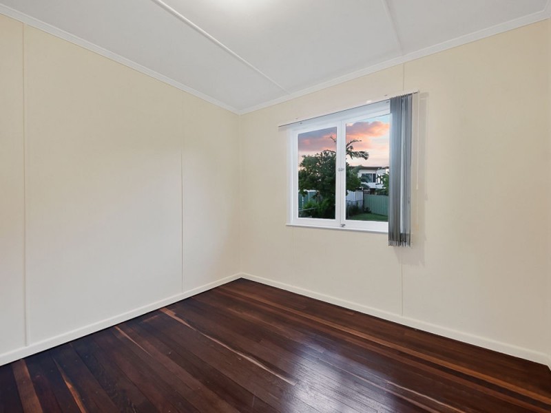 8 Crofton Street, Geebung QLD 4034