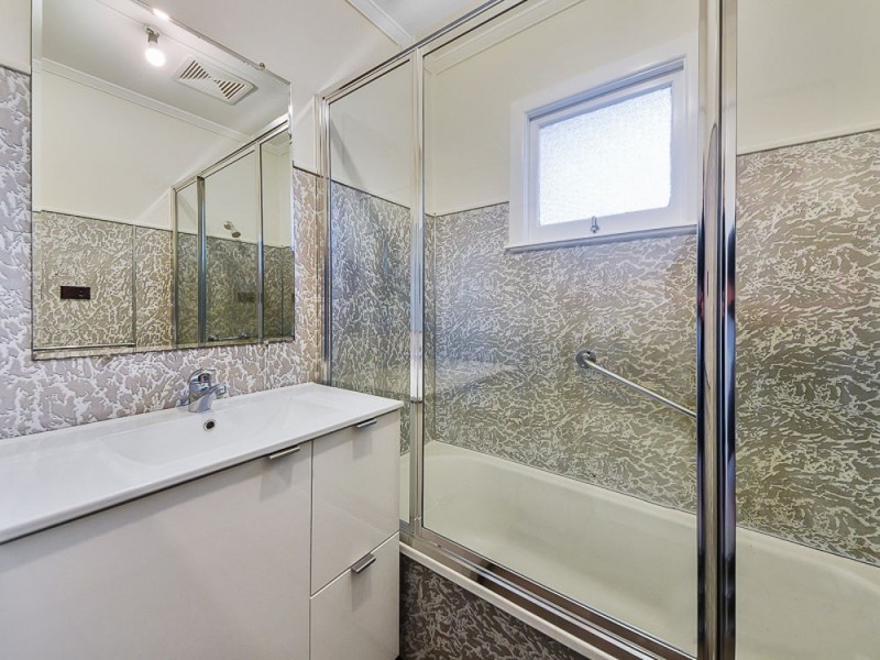 8 Crofton Street, Geebung QLD 4034