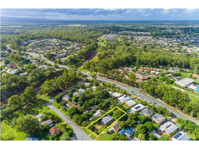 20 Crest Street, Kallangur QLD 4503