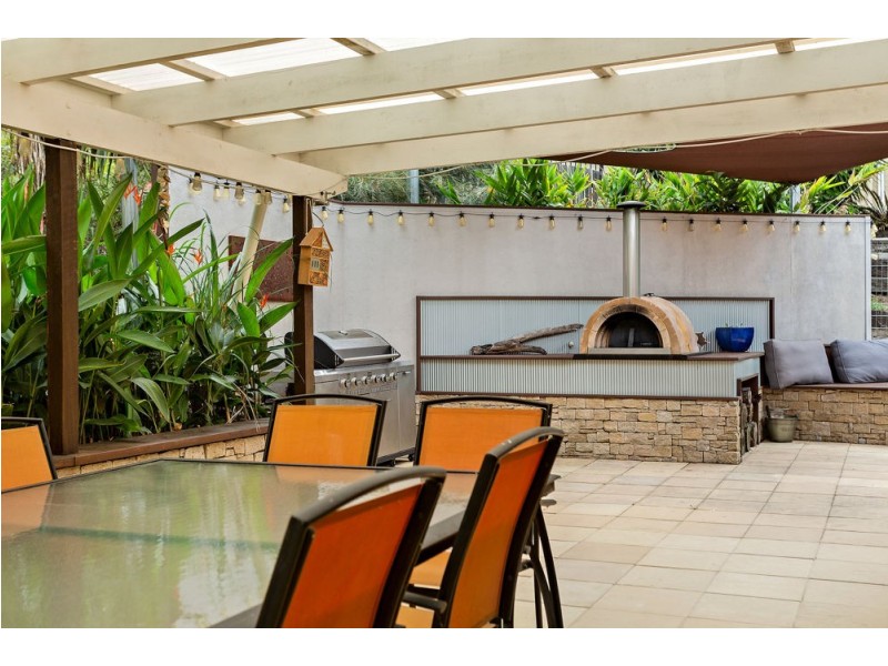 12 Woodfield Court, Ferny Hills QLD 4055