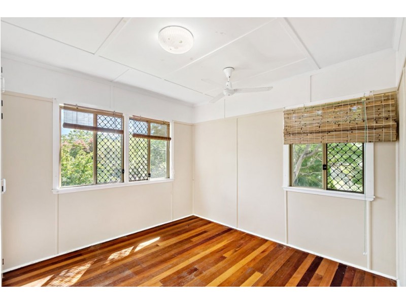 72 Corrigan Street, Keperra QLD 4054