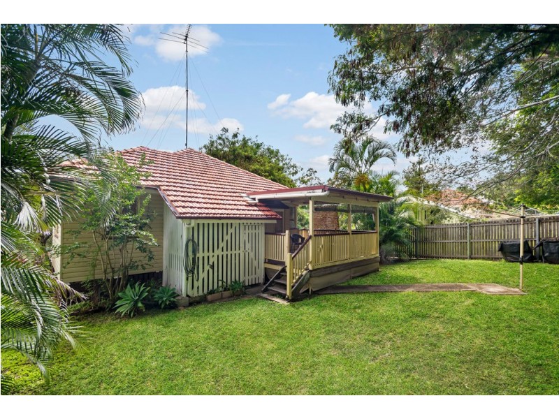 72 Corrigan Street, Keperra QLD 4054