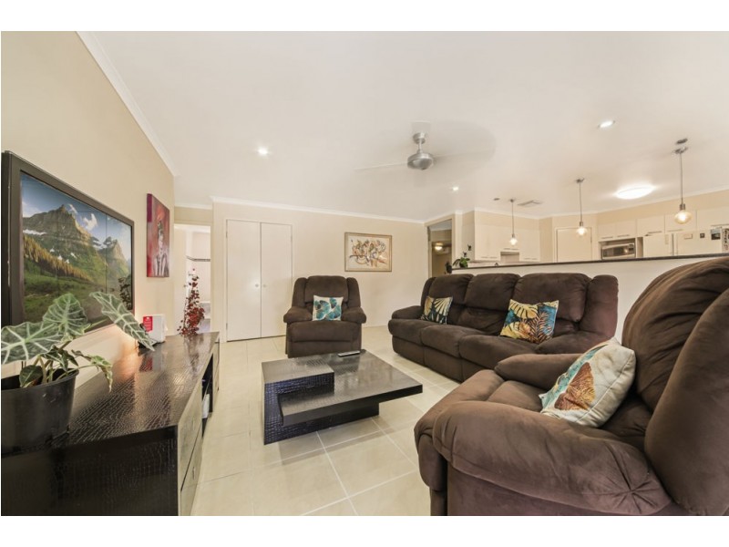 19 Franzin Drive, Cashmere QLD 4500