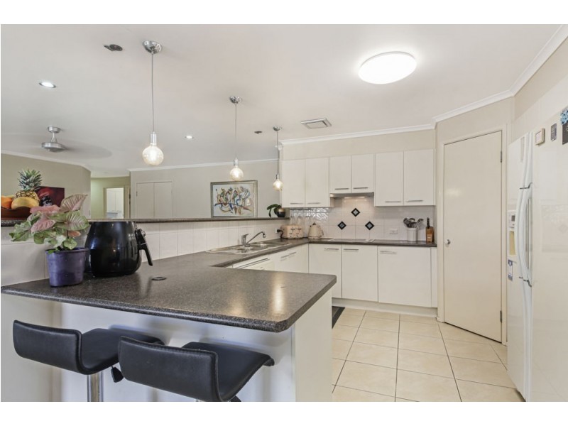 19 Franzin Drive, Cashmere QLD 4500