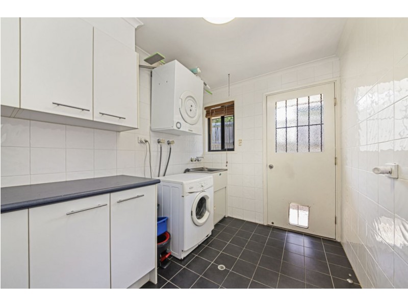 19 Franzin Drive, Cashmere QLD 4500