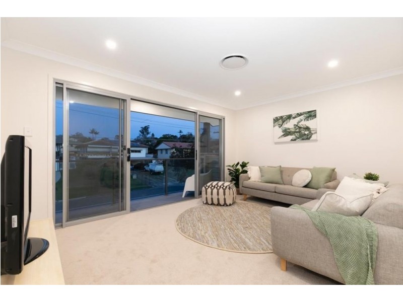 34A Niven Street, Stafford Heights QLD 4053