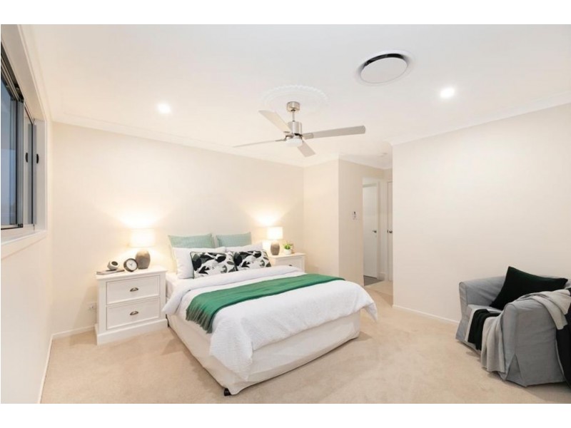 34A Niven Street, Stafford Heights QLD 4053