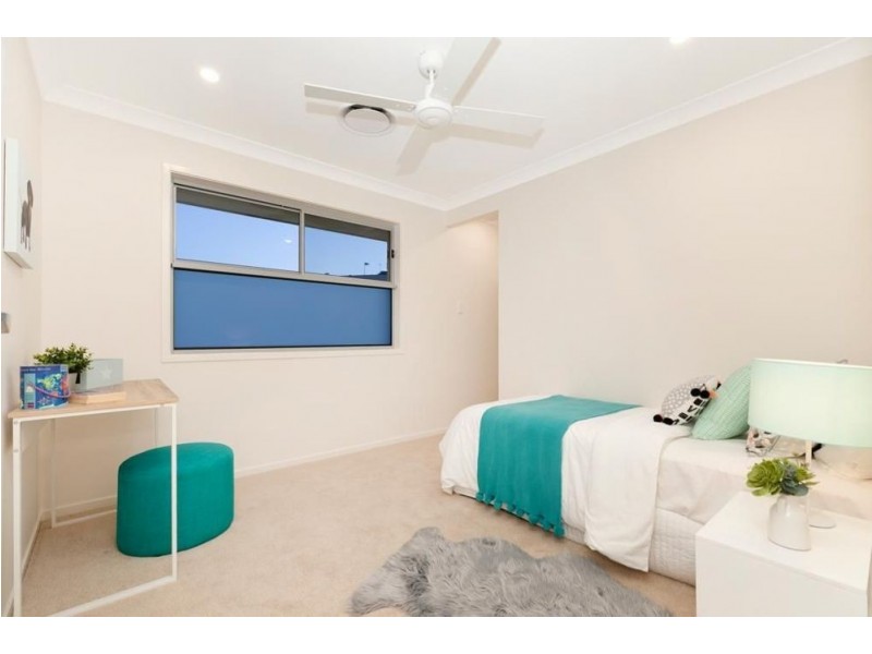 34A Niven Street, Stafford Heights QLD 4053