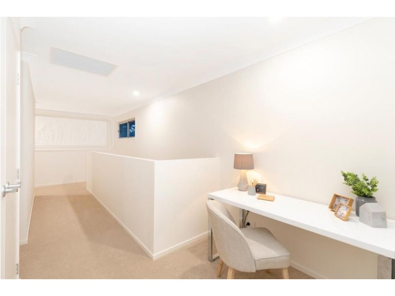 34A Niven Street, Stafford Heights QLD 4053