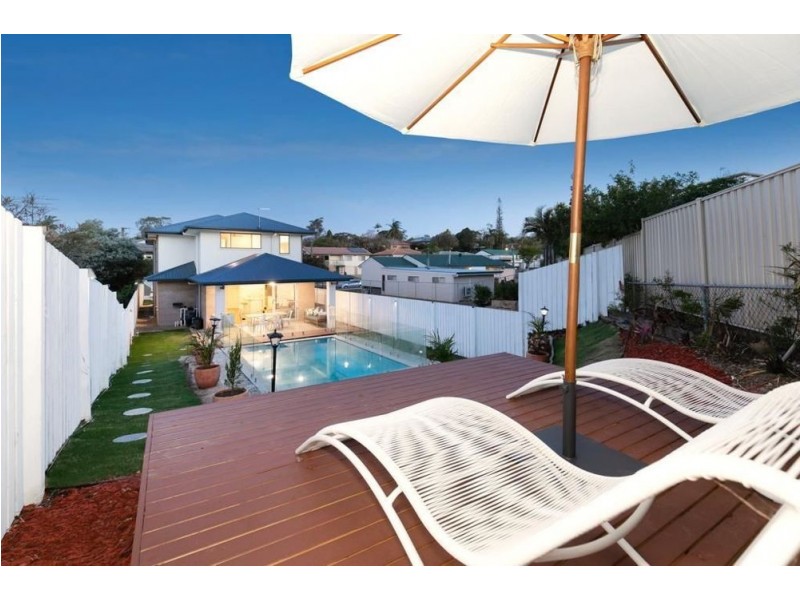 34A Niven Street, Stafford Heights QLD 4053