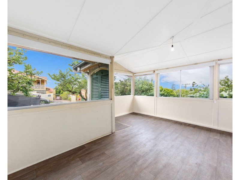 10 Scott Road, Herston QLD 4006