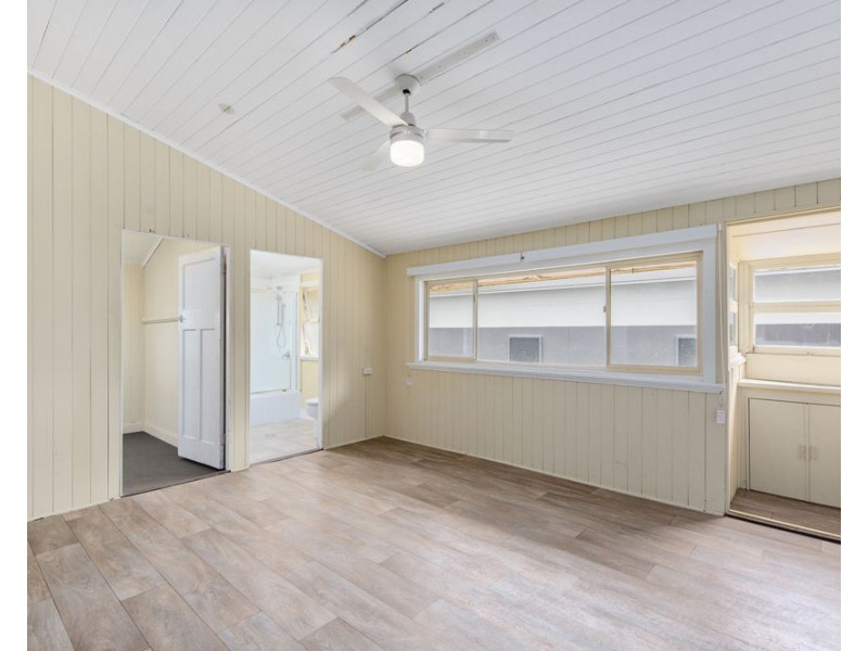 10 Scott Road, Herston QLD 4006