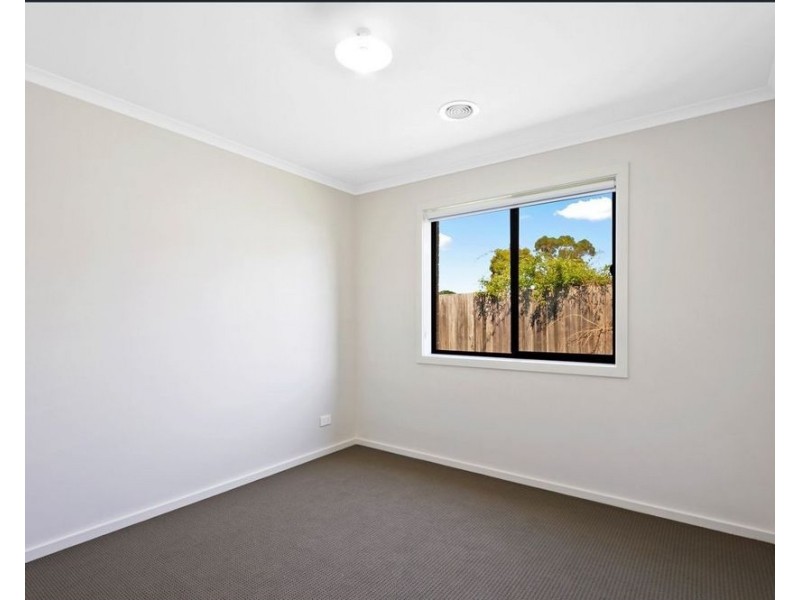 4/24a Gibney Street, Maffra VIC 3860