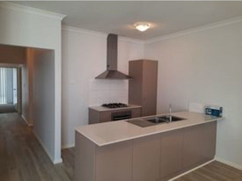 8 Sepia Way, Eglinton WA 6034