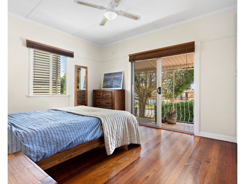 148 Redwood Street, Stafford Heights QLD 4053