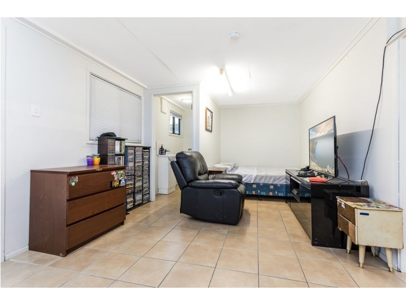 5 Minstrel Street, Kallangur QLD 4503