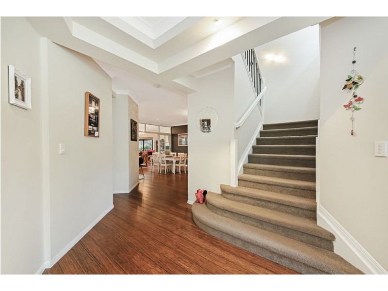 29 Talisman Court, Eatons Hill QLD 4037