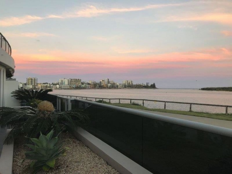 2/47 ‘Casa Cielo’ Landsborough Pde, Golden Beach QLD 4551