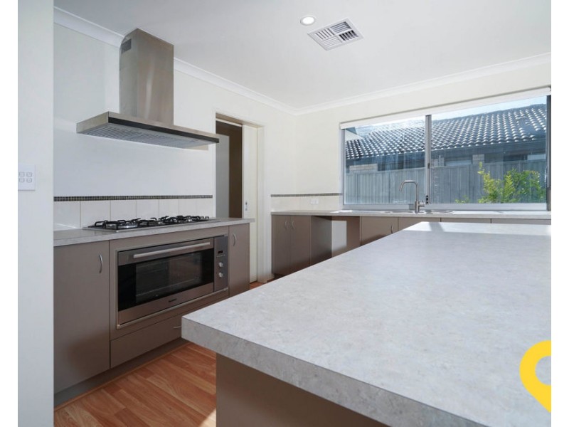 49 Yellowwood Avenue, Piara Waters WA 6112